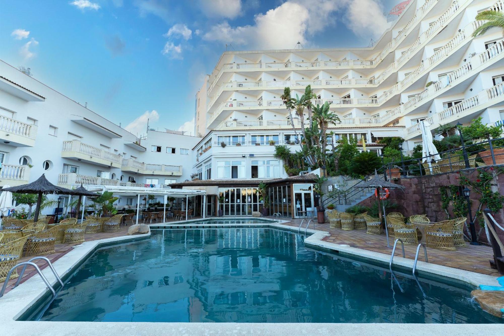 Alba Seleqtta 4* Lloret de Mar